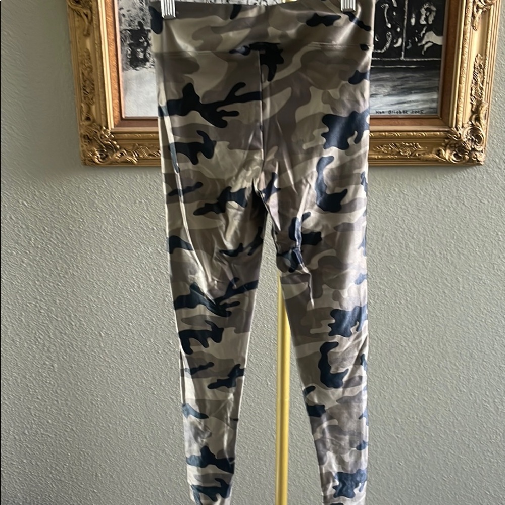Koral Green and Brown Camouflage Leggings with Stretchy Fit - Picture 6 of 7